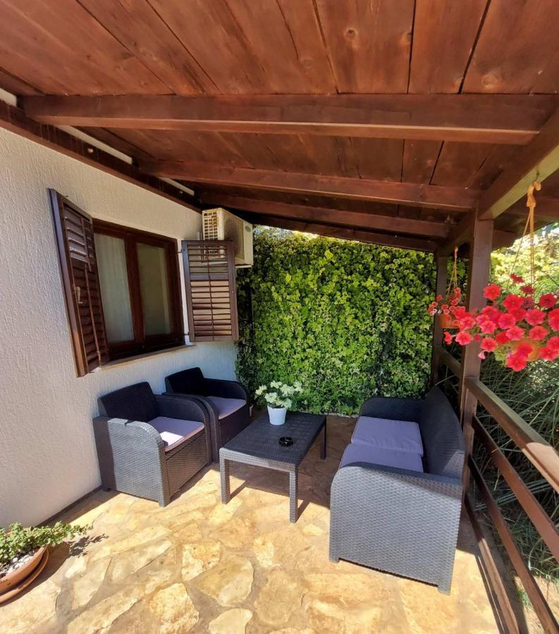 The Big Smile Apartments Pula Exterior foto