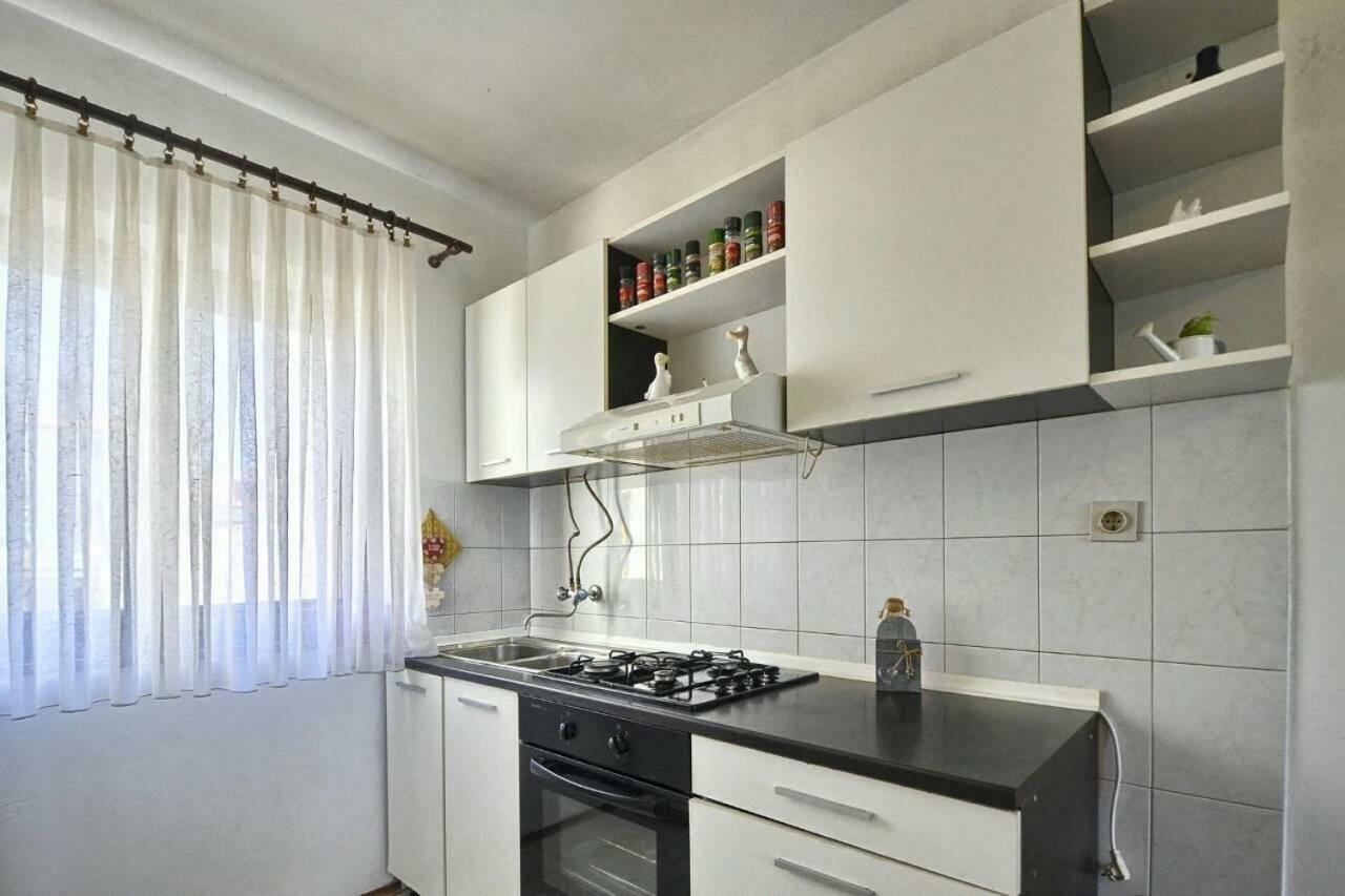 The Big Smile Apartments Pula Exterior foto